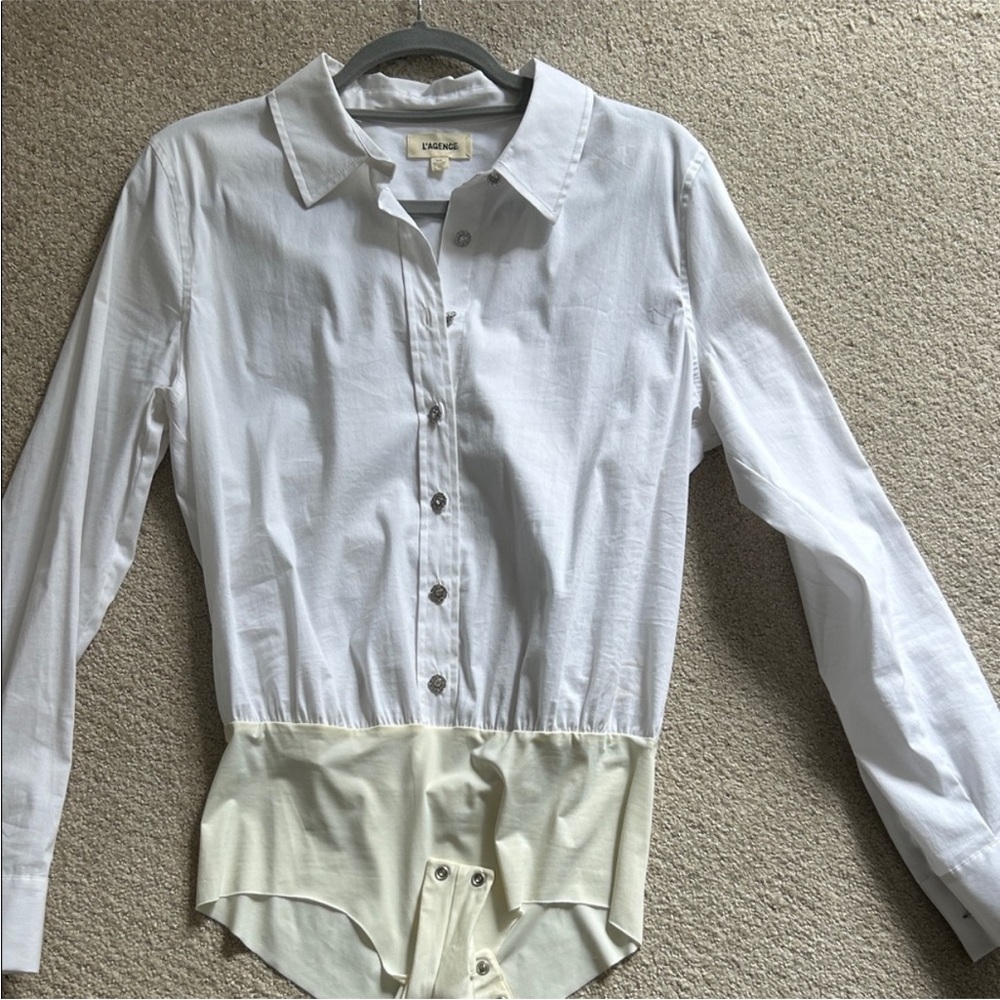 L'AGENCE Classic White Button-Up Shirt